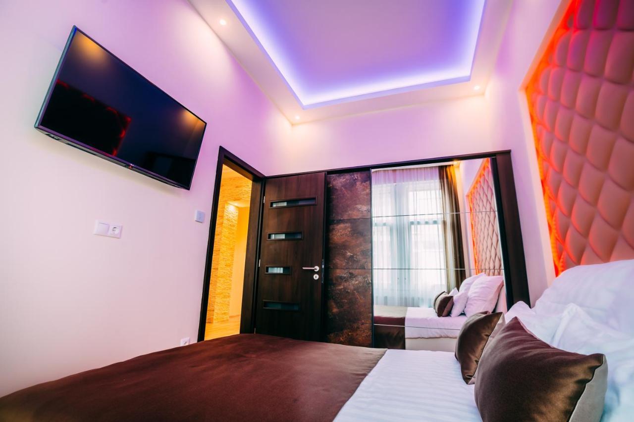 Luxury Smart Apartments Szeged Esterno foto