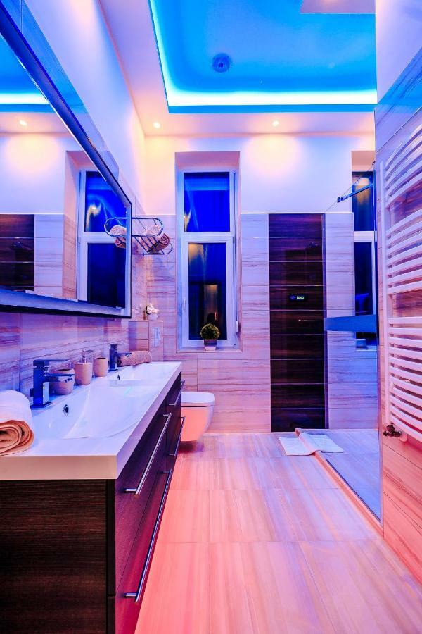 Luxury Smart Apartments Szeged Esterno foto