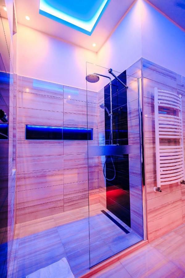 Luxury Smart Apartments Szeged Esterno foto