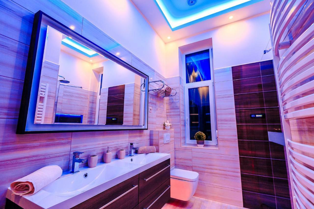 Luxury Smart Apartments Szeged Esterno foto