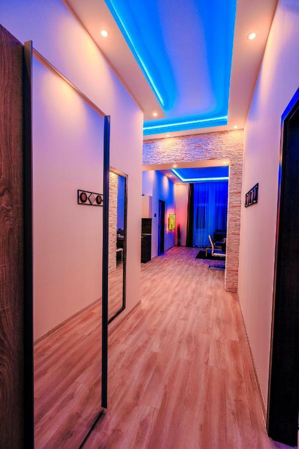 Luxury Smart Apartments Szeged Esterno foto