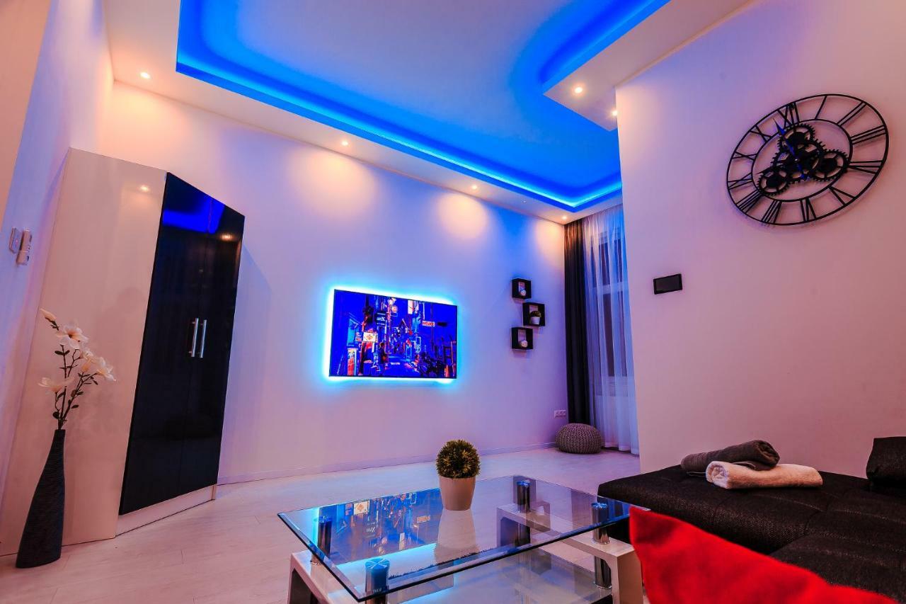 Luxury Smart Apartments Szeged Esterno foto