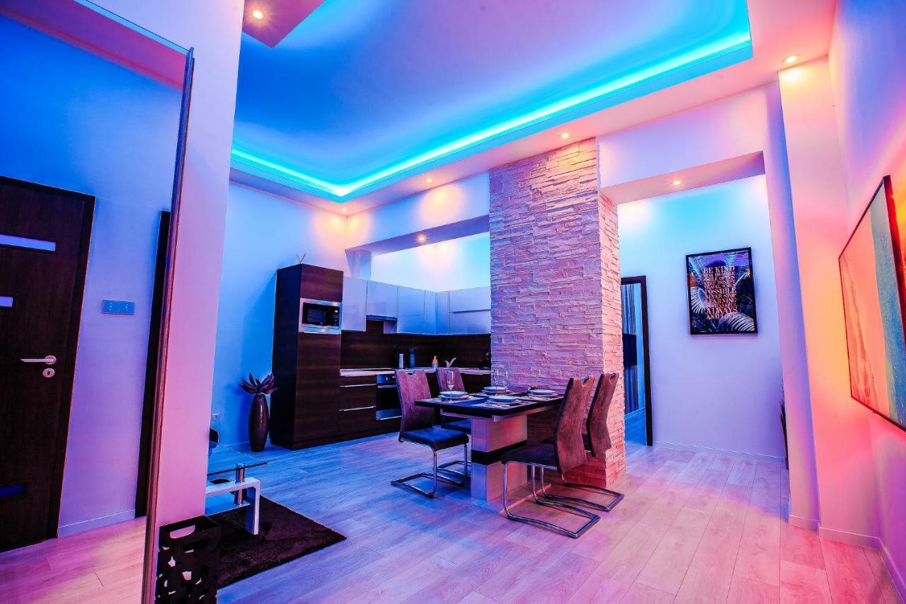 Luxury Smart Apartments Szeged Esterno foto